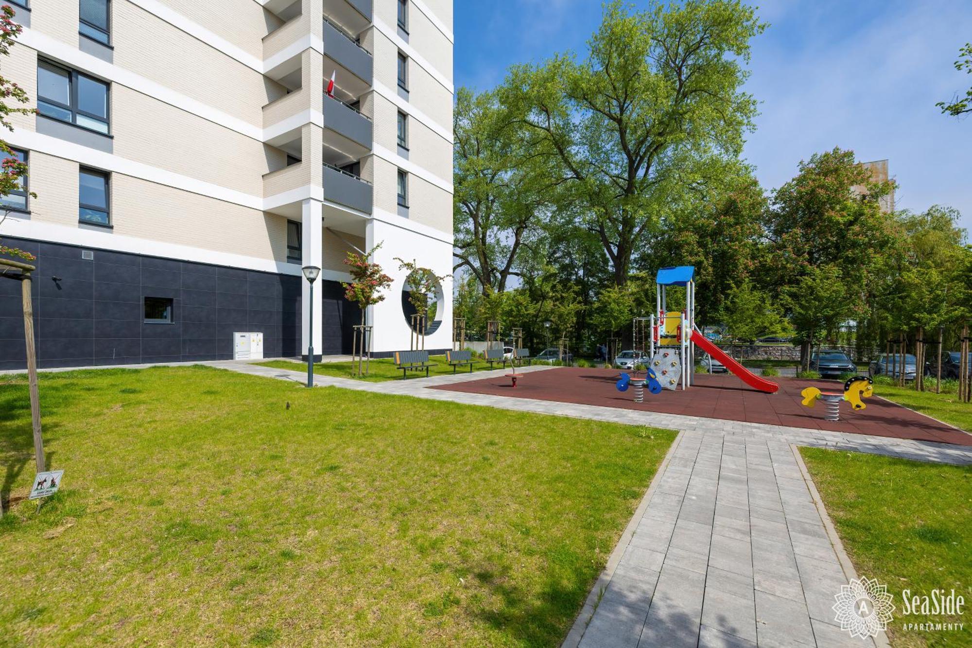 Seaside Apartamenty Platany Kołobrzeg Eksteriør billede